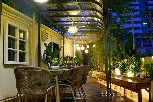 IM体育康养露台花圃设计